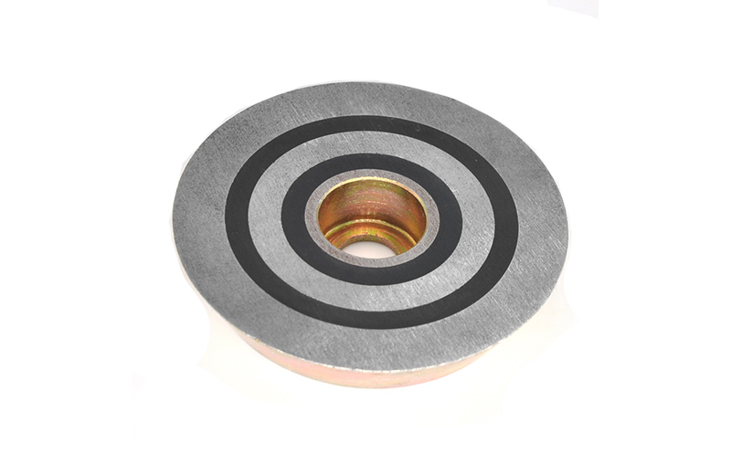 Bushing Magnet